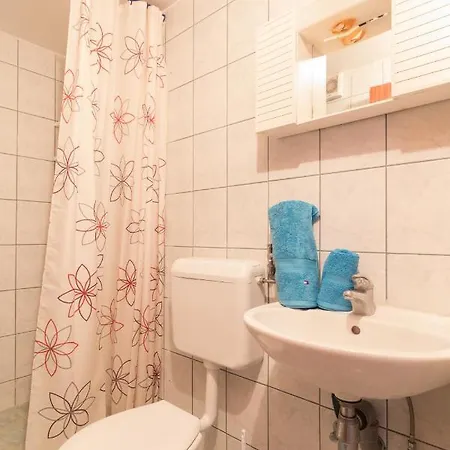 Apartment Apt Nika, 70m From The