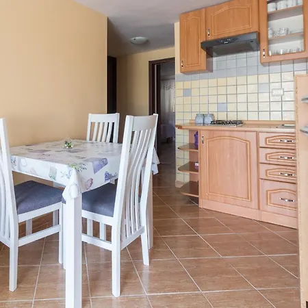 Apt Nika, 70m From The Privlaka (Zadar)